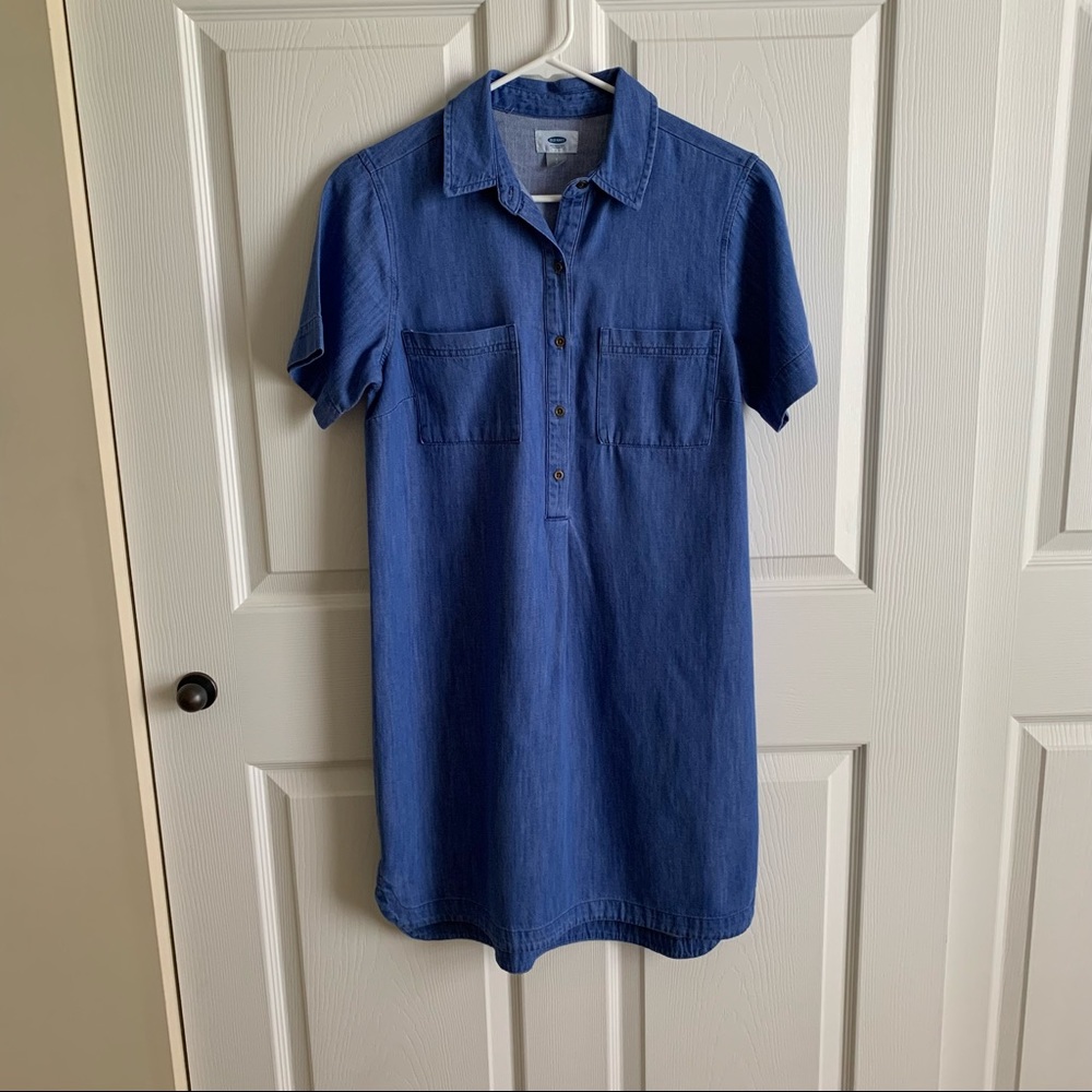 Old Navy denim short sleeve dress